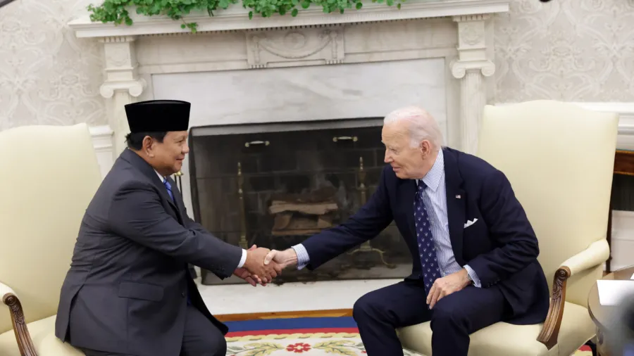 Biden Meets With Indonesia's New President in Oval Office 