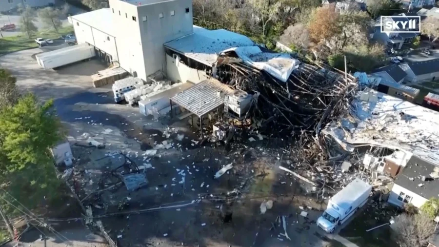 2 Dead in Kentucky Factory Explosion That Also Damaged Surrounding Neighborhood