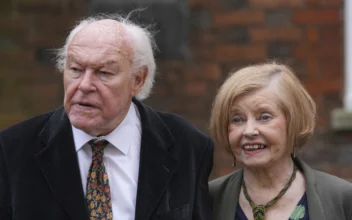 Timothy West, Acclaimed British Actor and Lover of UK’s Waterways, Dies at 90