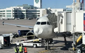 Delta Air Lines Investigates Nose Damage on Denver-Bound Flight