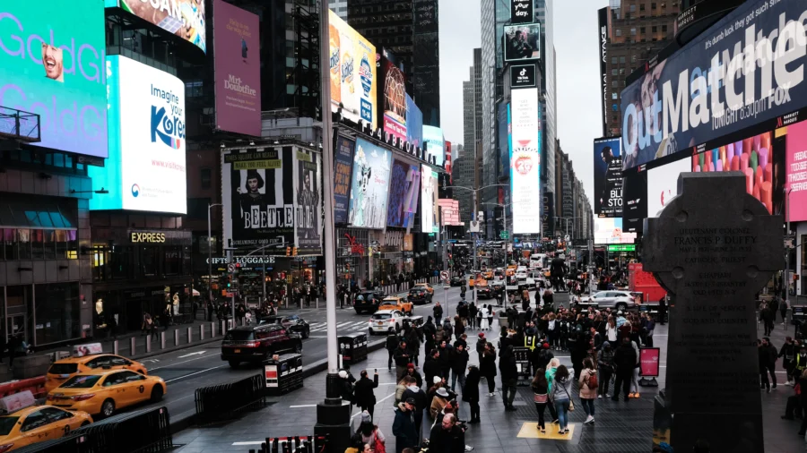 US Richest Country in World, Economy Outperforms Europe’s | Business Matters (Nov. 14)