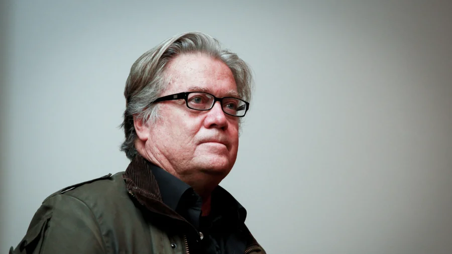 Steve Bannon Appears in New York Court