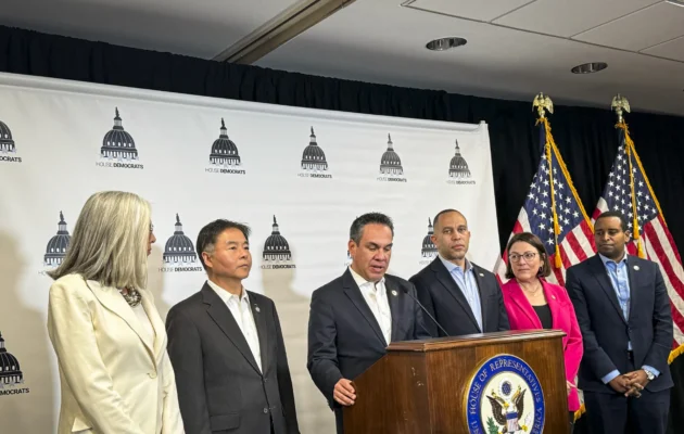 House Democratic Leadership Hold Weekly News Conference (Nov. 19)