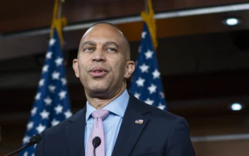 Hakeem Jeffries Reelected House Democrat Leader