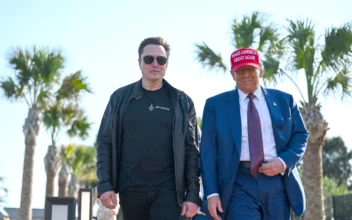 Trump Travels to Texas to Watch SpaceX Rocket Launch with Musk