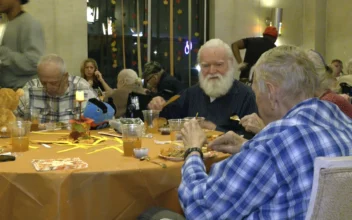 Rotary Clubs Host Thanksgiving Dinner for Seniors at Nursing Home