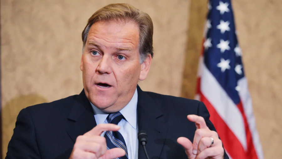 Trump Aide Shoots Down Mike Rogers FBI Director Speculation: ‘Not Happening’