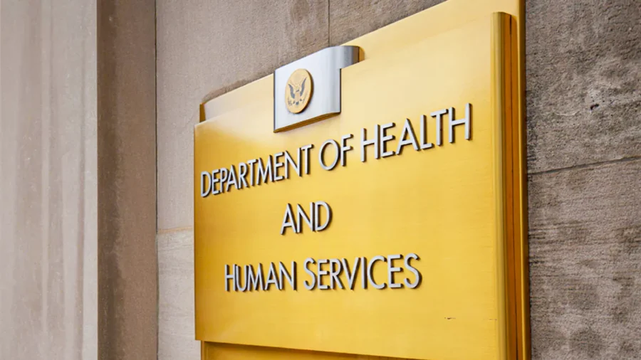 American Health Care System Has 'Challenges' but Current Public Health Care Institutions Are Working: Epidemiologist