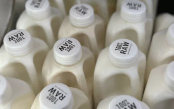 California Raw Milk Recalled After Bird Flu Detected in Retail Sample