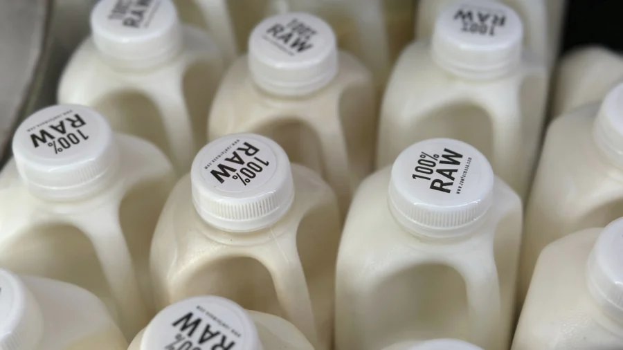 California Raw Milk Recalled After Bird Flu Detected in Retail Sample