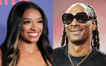 Simone Biles to Join Snoop Dogg as Guest Mentor for Episode on NBC’s ‘The Voice’