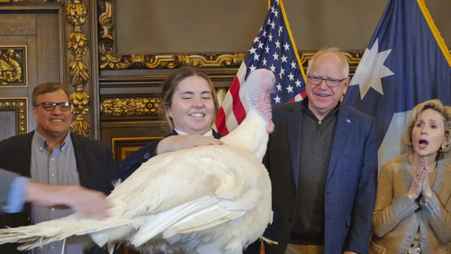 Tim Walz Accepts Turkey Presentation as He Eases Back Into His Duties as Minnesota’s Governor