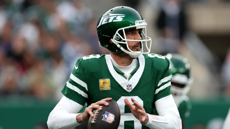Aaron Rodgers: NY Is 'First Option' If He Plays in 2025