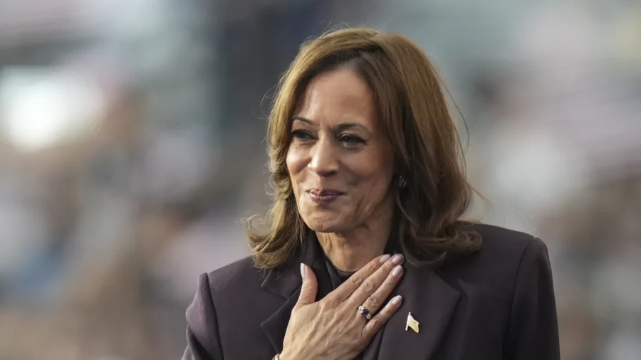 Kamala Harris Addresses Supporters After Post-Election Vacation in Hawaii