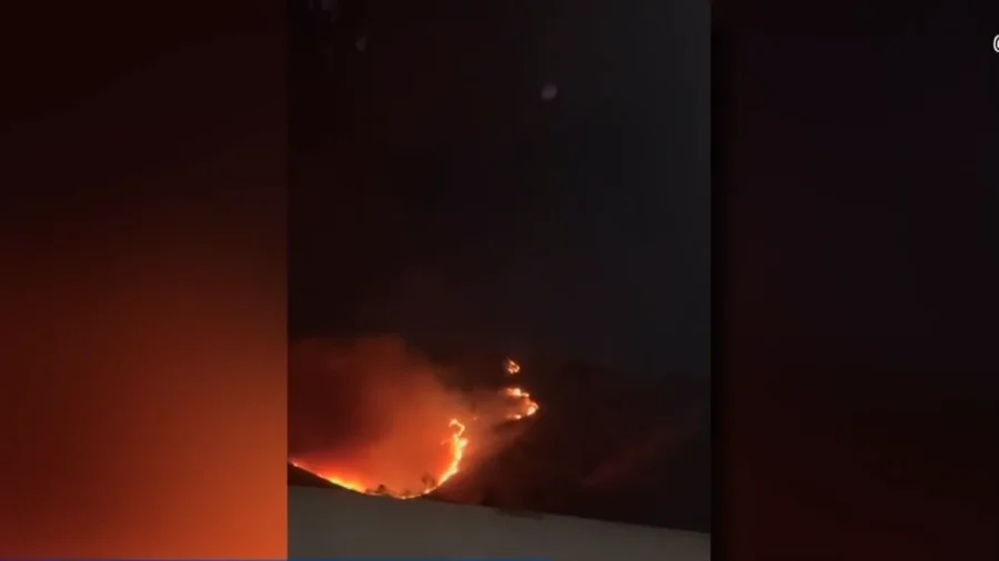 Canyon Crest Fire Burns 254 Acres, 15 Percent Contained