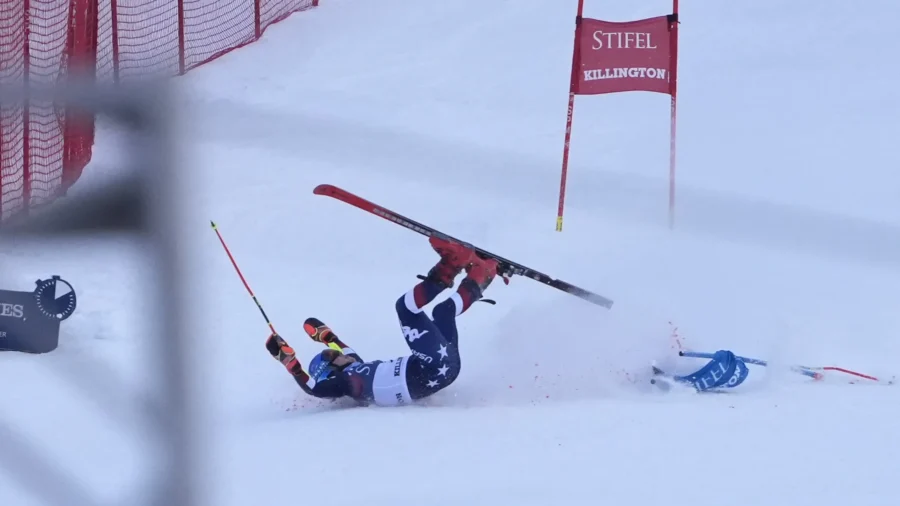 Mikaela Shiffrin Suffers Abrasion on Hip During Crash on Final Run of World Cup Giant Slalom