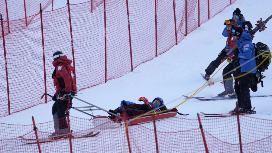 Mikaela Shiffrin Suffers Abdominal Puncture Wound but No Bone or Ligament Damage in Killington Crash