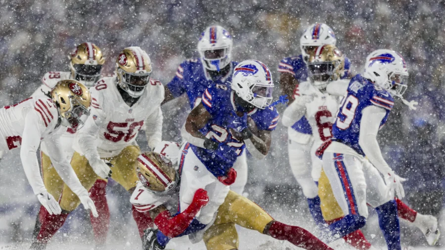 Josh Allen Has TDs Passing, Rushing and Receiving as Bills Rout 49ers 35–10 in Snow, Clinch AFC East