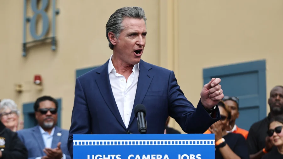 California Lawmakers Start Session to 'Trump-Proof' State