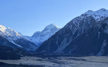 3 Climbers From US and Canada Are Missing on New Zealand’s Highest Peak