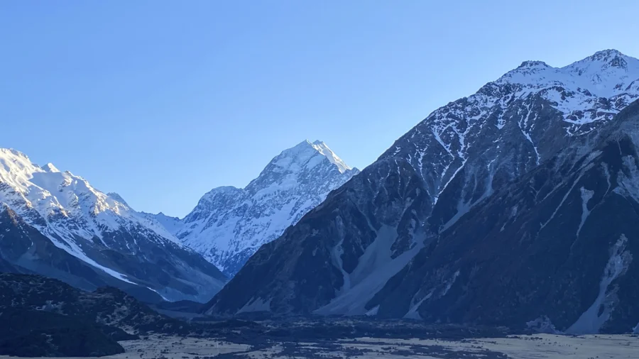 3 Climbers From US and Canada Are Missing on New Zealand’s Highest Peak