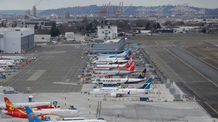 US Can Continue Using Seattle Airport for Deportation Flights, Appeals Court Says