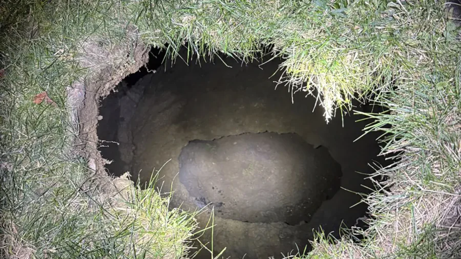 Search Extends Into the Night for Pennsylvania Woman Who May Have Fallen Into Sinkhole