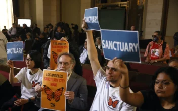 Los Angeles Council Approves ‘Sanctuary City’ Ordinance to Protect Illegal Immigrants