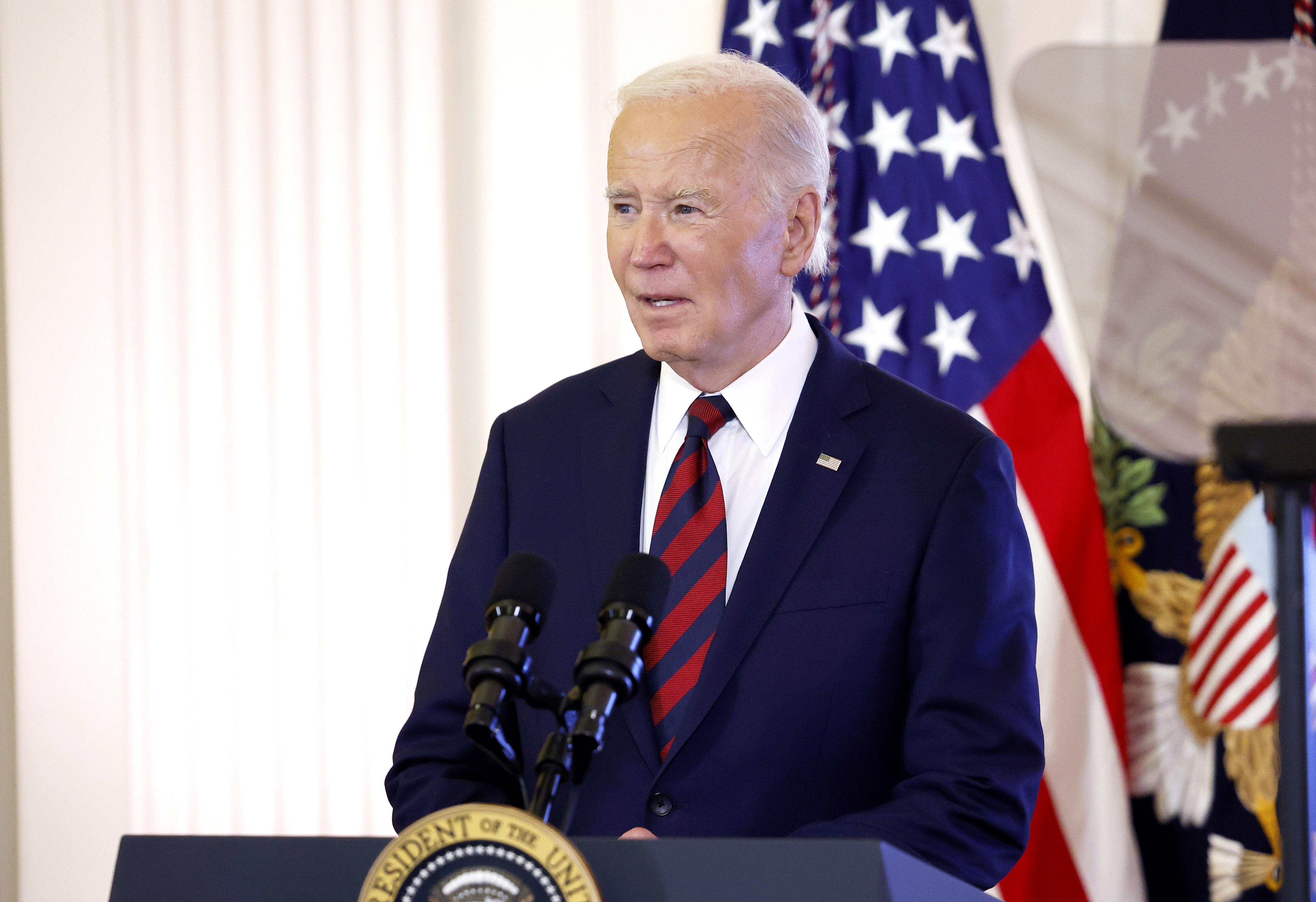 Biden Considering More Pardons and Commutations, White House Says | NTD