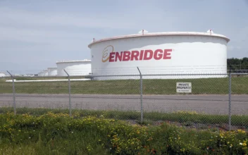 Enbridge Pipeline Leak Spills 70,000 Gallons of Crude Oil in Wisconsin