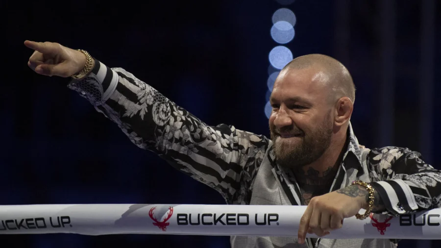 UFC's Conor McGregor to Box Logan Paul