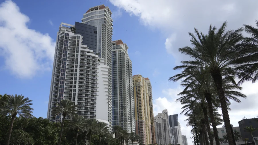 About 3 Dozen High-Rise Buildings in South Florida Are Sinking