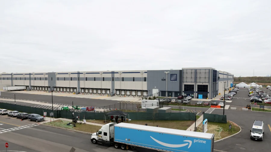 Amazon Workers to Strike at Multiple US Warehouses During Busy Holiday Season