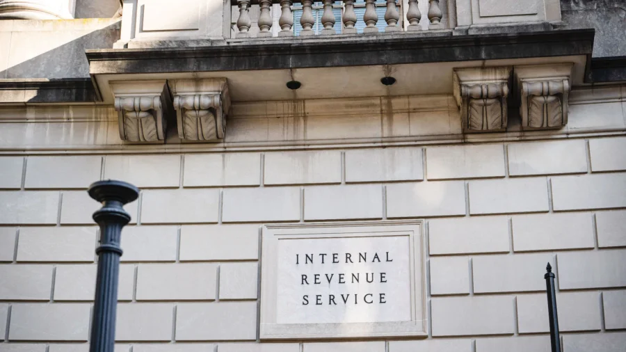 IRS Raises Tax Deduction for Business Use of Vehicles by Nearly 4.5 Percent