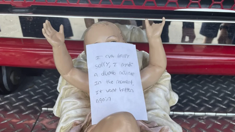 Baby Jesus Figurine Stolen From Colorado Nativity Scene Returned Anonymously With Apology