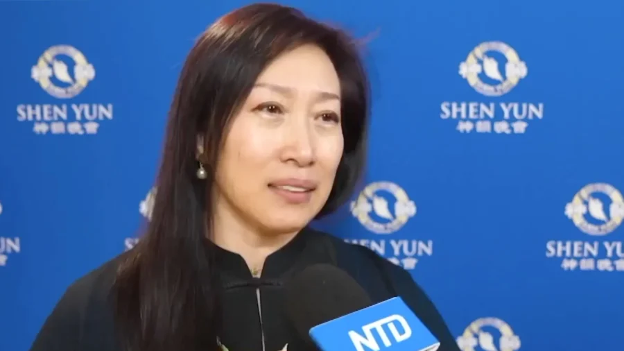 How Shen Yun Has Moved Overseas Chinese to Tears