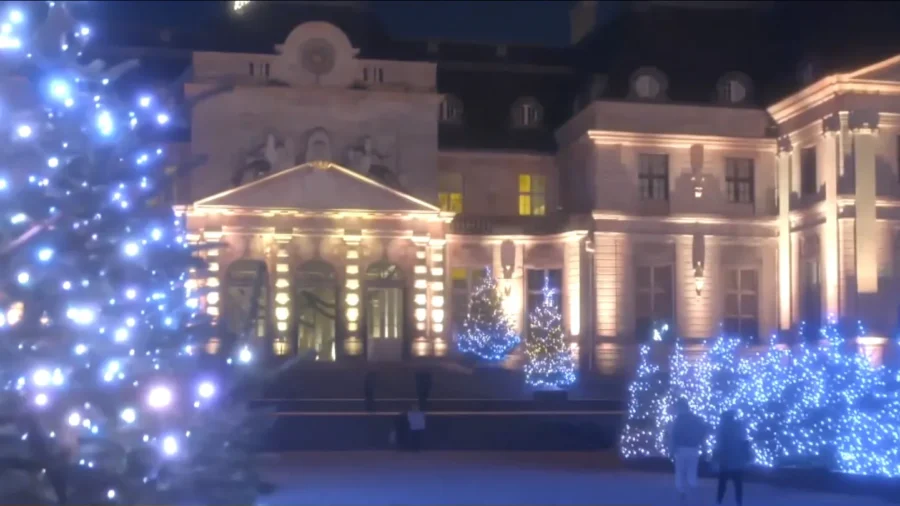 France Shares Christmas Magic at Château de Vaux-le-Vicomte