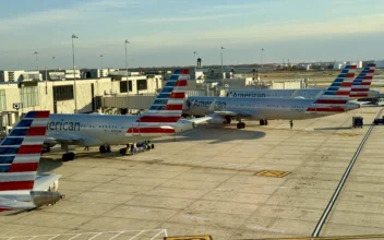 American Airlines Resumes Flights After Nationwide Ground Halt