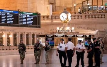 Man Arrested in Christmas Eve Attack on 2 People at Manhattan’s Grand Central