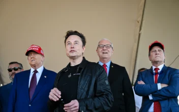 Musk Appears to Soften Pro-Foreign Worker, H-1B Visa Stance Amid Online Spat