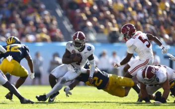 Bowl Game Stunner: Michigan Upsets Alabama 19–13