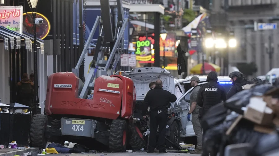 Driver Rams New Year's Revelers in New Orleans, Killing 15; Suspect Identified