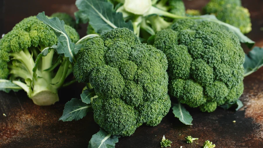 Listeria Fears Prompt Advisory on Broccoli Sold in Walmart Stores in 20 States