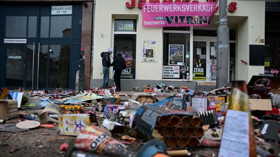 5 Killed and Emergency Workers Targeted as Firework Chaos Mars Germany’s New Year Celebrations