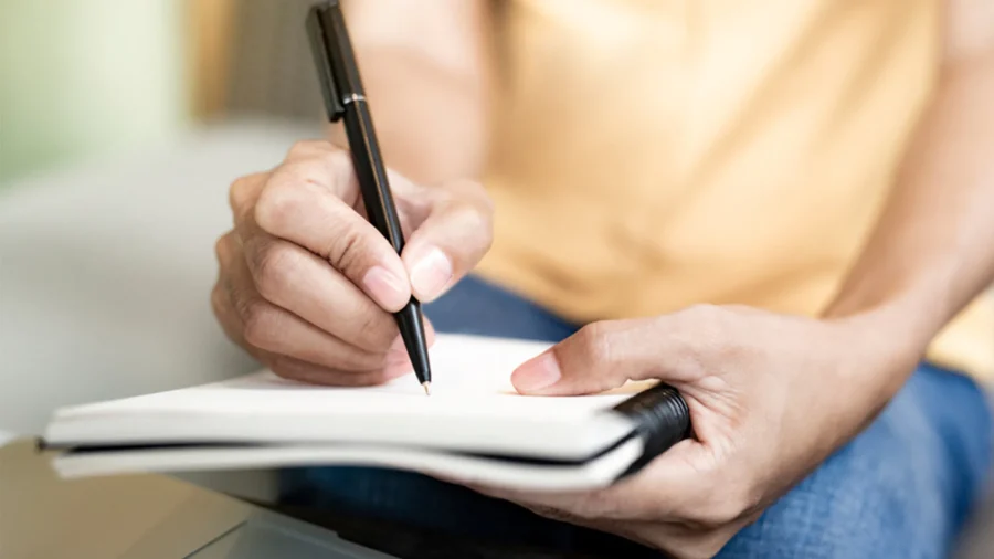 How to Ensure Your New Year’s Resolutions Stick: Executive Coaching Consultant