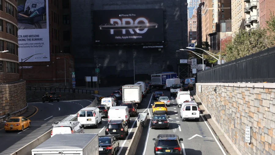 Trump Admin Grants 30 Day Extension for NYC to End Congestion Toll for Manhattan Drivers