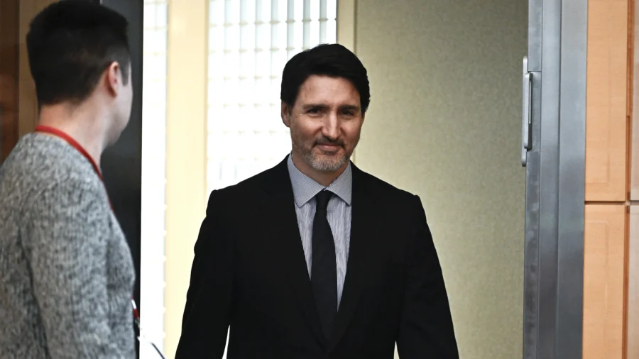 Trudeau Announces He’s Stepping Down