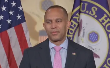 LIVE NOW: House Democratic Leader Jeffries Holds Weekly Press Conference