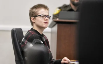 Judge Releases Woman Who Stabbed a Classmate to Please Slender Man From a Psychiatric Hospital