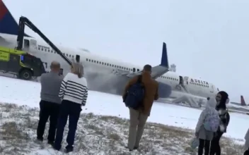 Delta Jet Aborts Takeoff From Snowy Atlanta Airport After Engine Problem